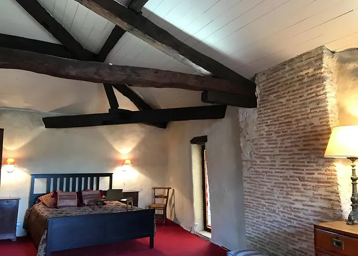 Maison La Cloche * Fourcès