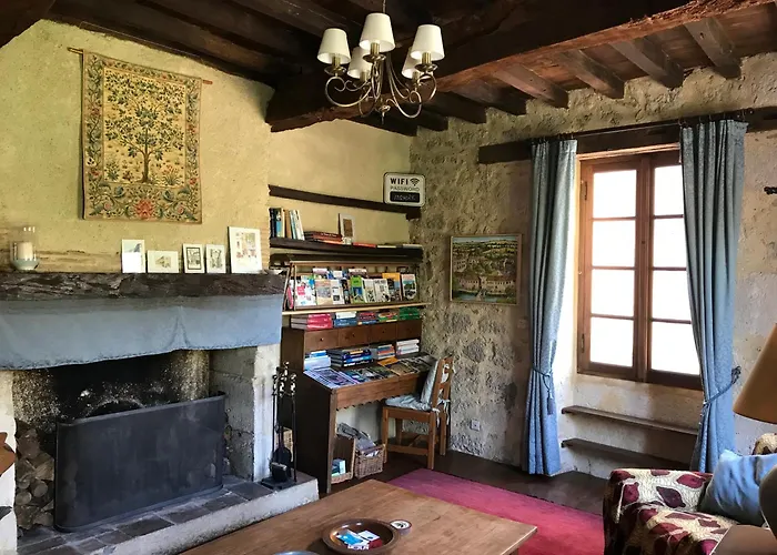 Maison La Cloche * Fourcès